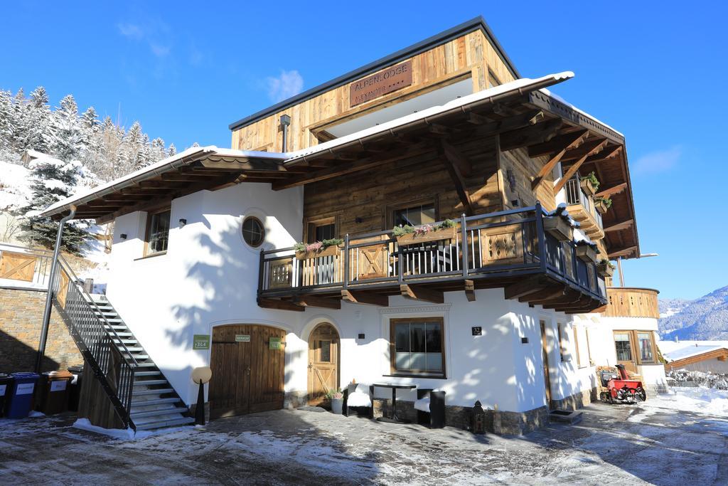 Naturlodge Ladis Ehemals Alpenlodge Alexander Inklusive Sommer Bergbahnticket Exterior foto