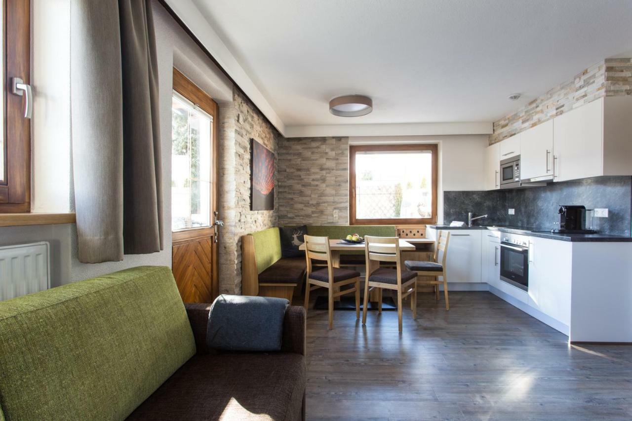 Naturlodge Ladis Ehemals Alpenlodge Alexander Inklusive Sommer Bergbahnticket Exterior foto