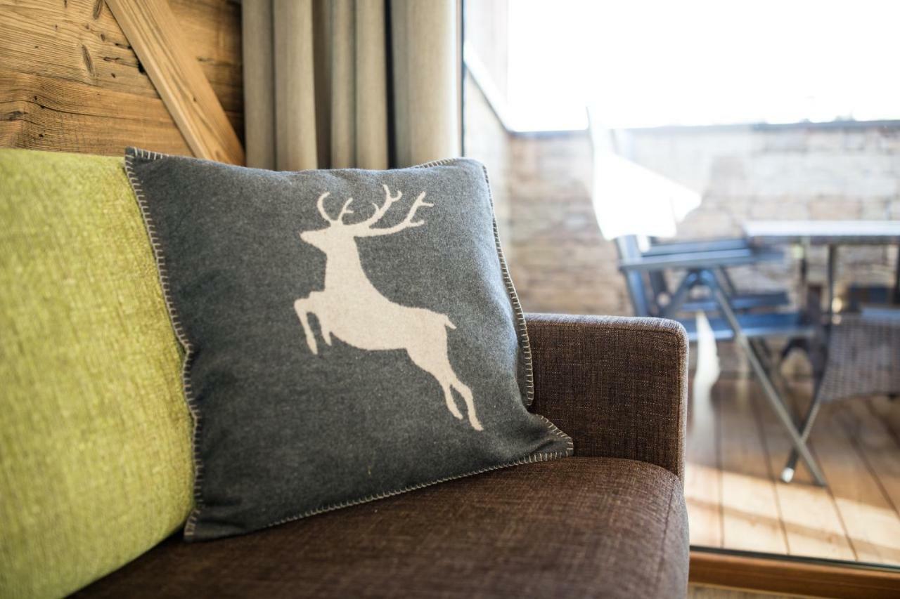 Naturlodge Ladis Ehemals Alpenlodge Alexander Inklusive Sommer Bergbahnticket Exterior foto