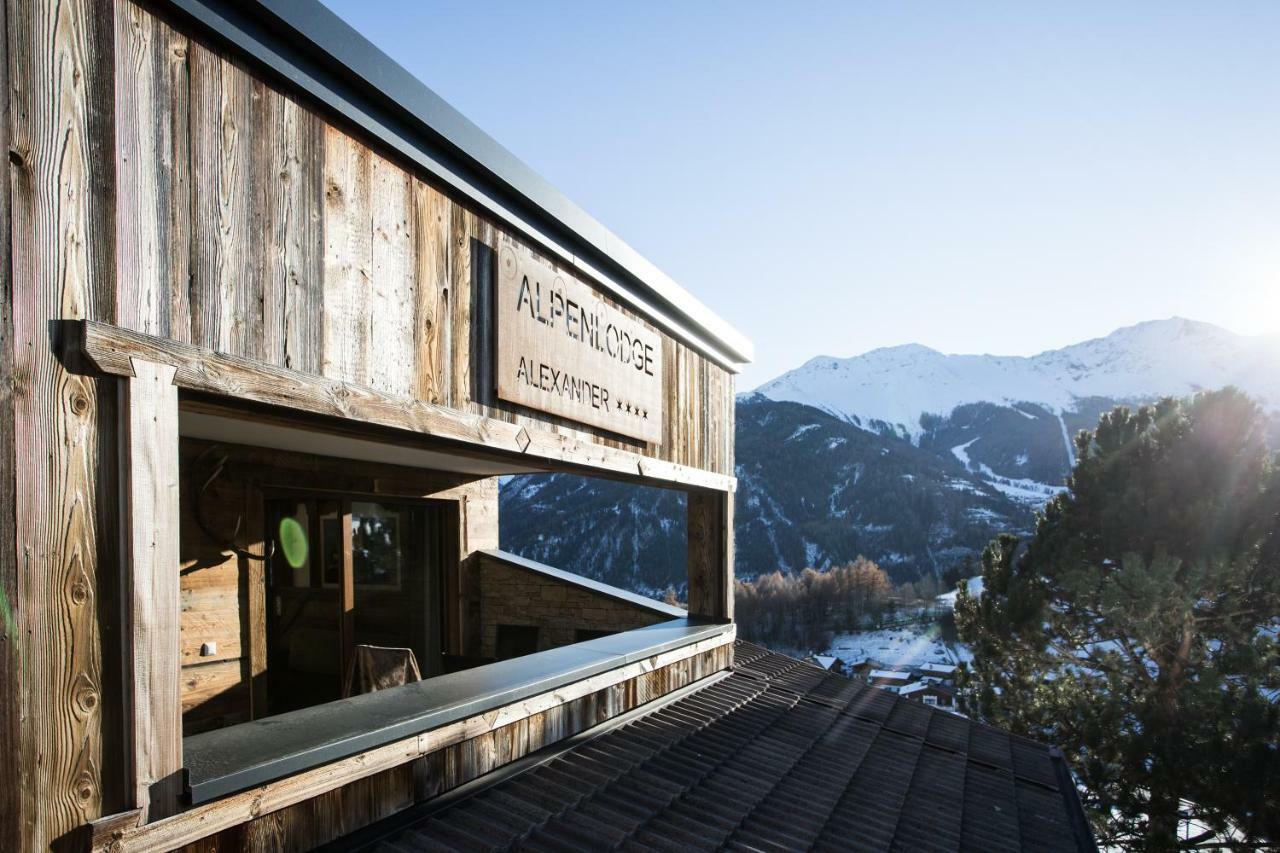 Naturlodge Ladis Ehemals Alpenlodge Alexander Inklusive Sommer Bergbahnticket Exterior foto